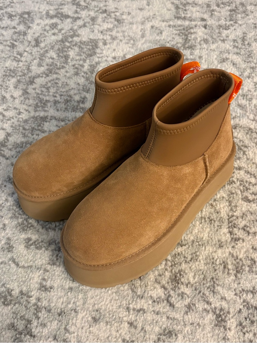UGG Classic Mini Dipper Platform Women’s Boots 1168170 Size 8 New no Box #UGG